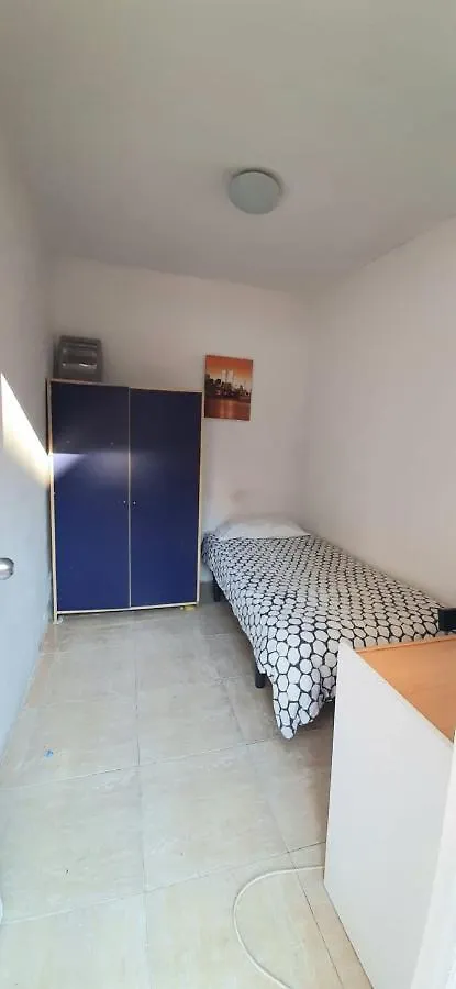 Guest house Pintor Pahissa Rooms Barcelona Spain