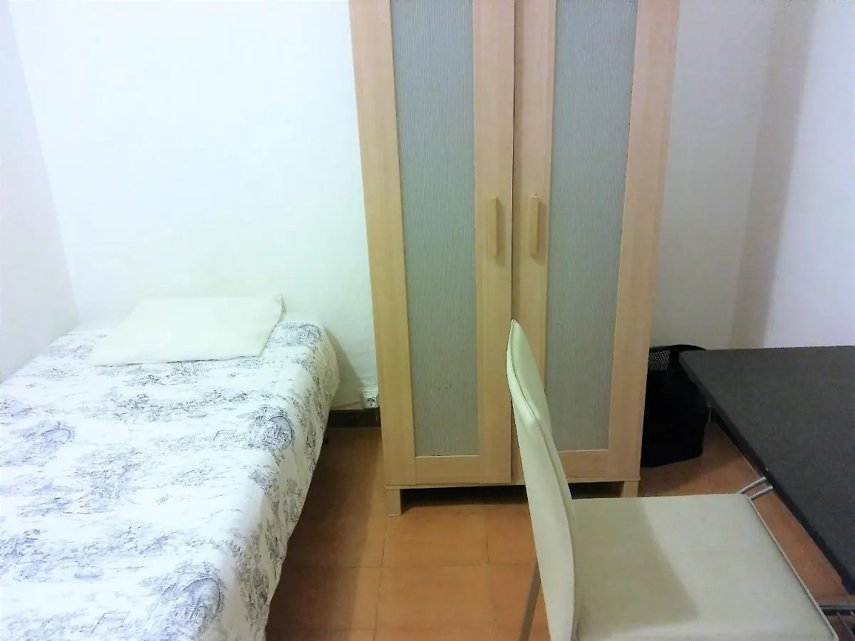 Pintor Pahissa Rooms Barcelona Guest house