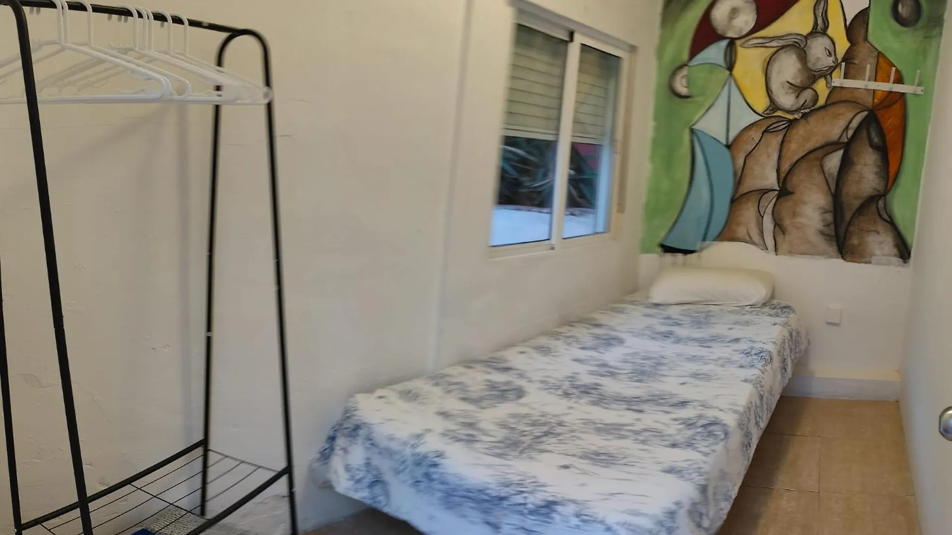 Pintor Pahissa Rooms Barcelona Guest house