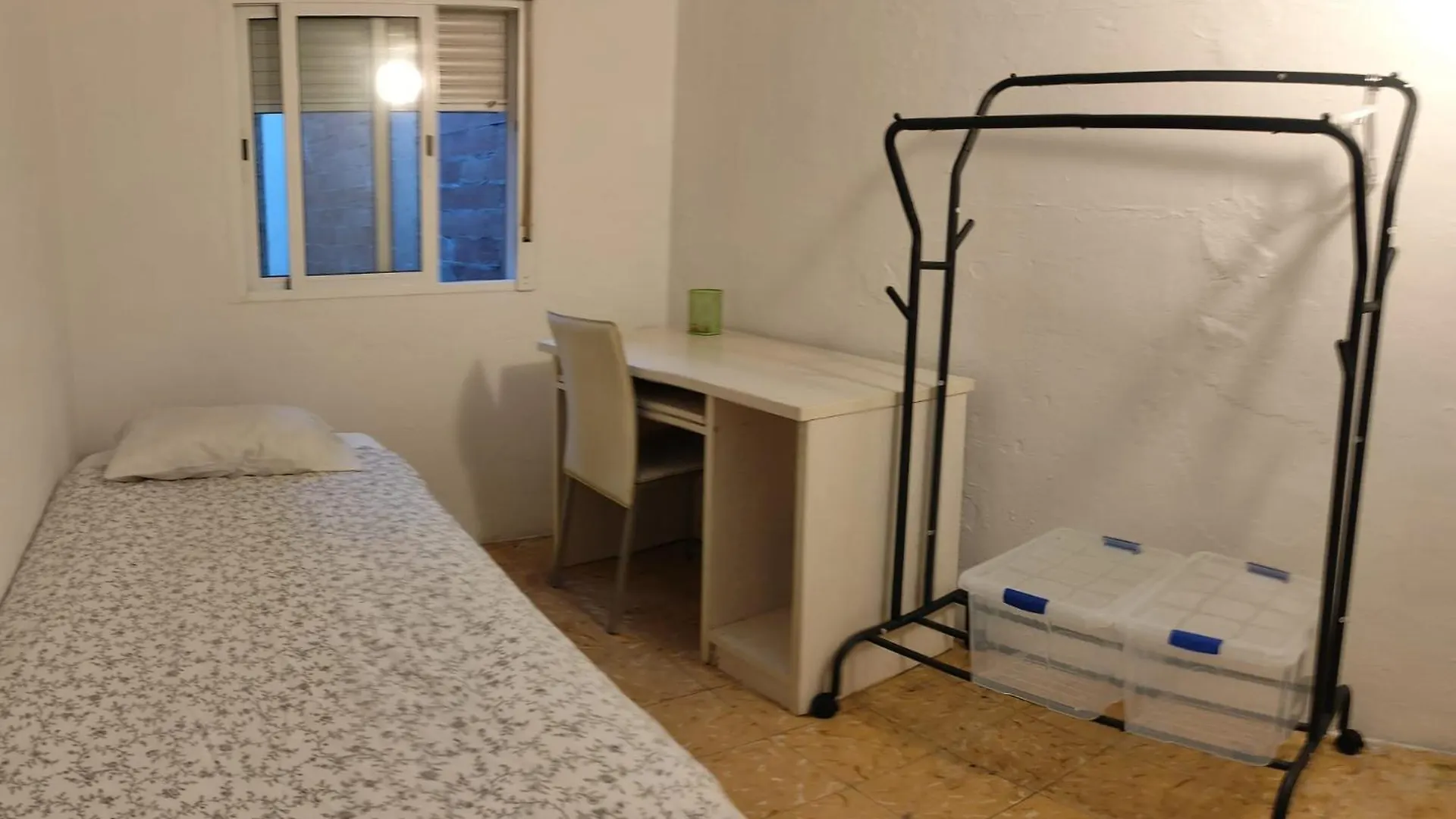 Guest house Pintor Pahissa Rooms Barcelona Spain